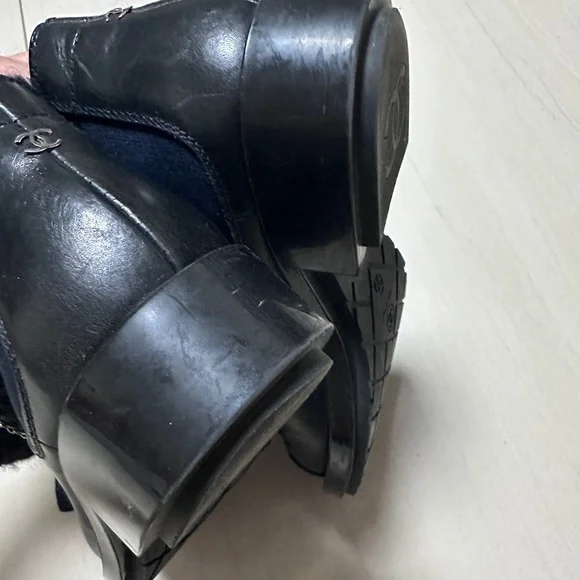 Auth Chanel Black Navy Blue Tweed Boots Socks Boots 39 Women - Picture 12 of 16